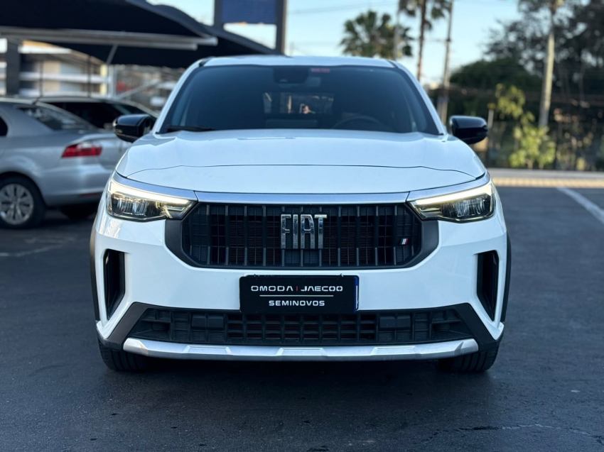 fiat fastback hibrido automatico 2025/261