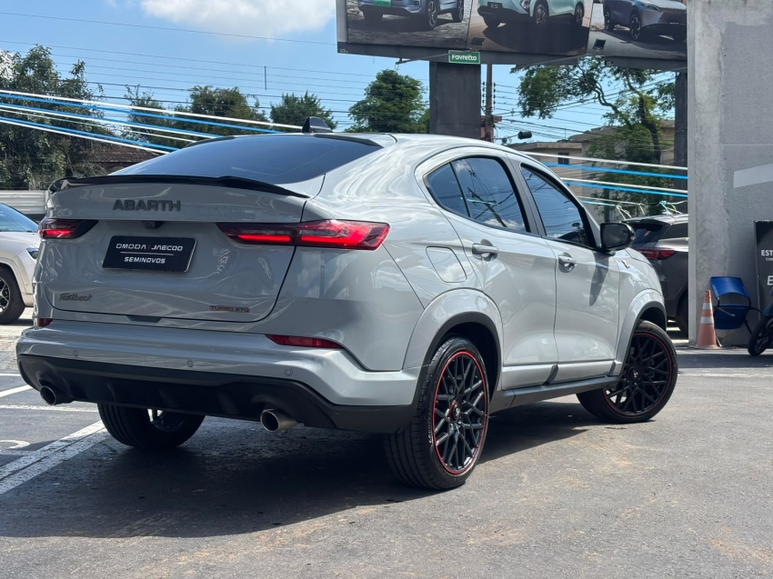 fiat fastback 1.3 turbo 270 flex abarth at6 4p automatico 20255