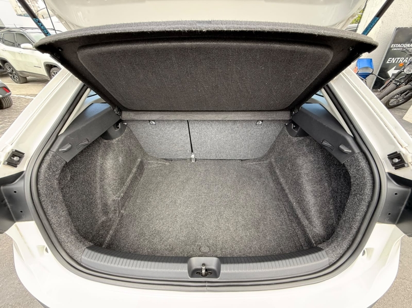 volkswagen nivus 1.0 200 tsi total flex comfortline automatico 4p 202411