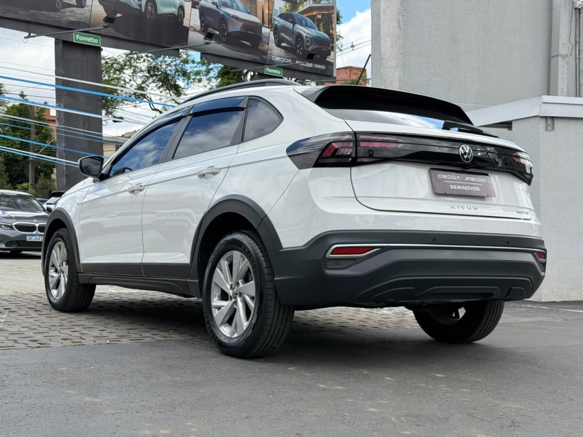 volkswagen nivus 1.0 200 tsi total flex comfortline automatico 4p 20243