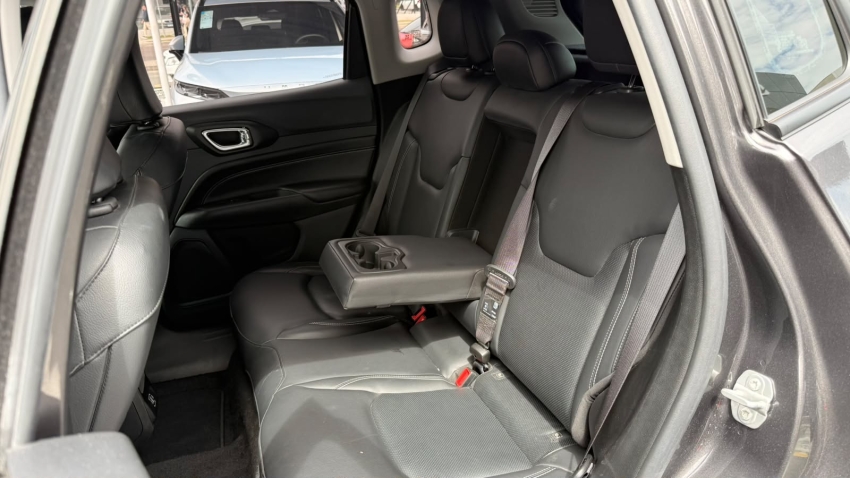 jeep compass 1.3 t270 turbo flex longitude at6 4p automatico 202314
