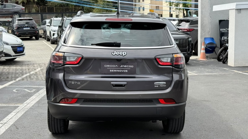 jeep compass 1.3 t270 turbo flex longitude at6 4p automatico 20235
