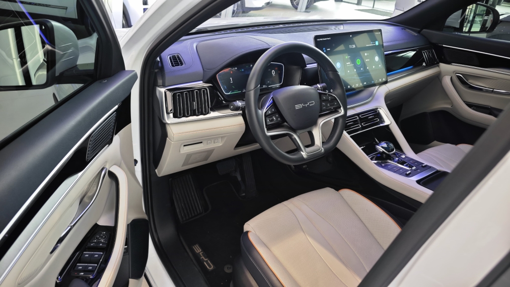 byd song plus 1.5 dm-i hibrido automatico 4p 2025