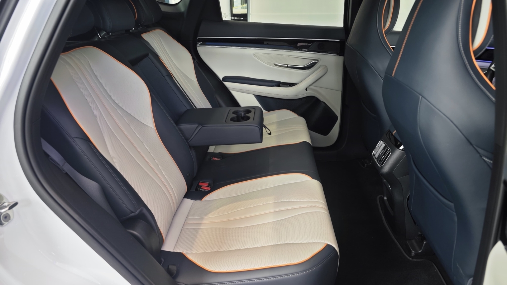 byd song plus 1.5 dm-i hibrido automatico 4p 2025