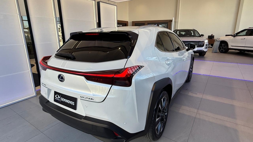 lexus ux 250h 2.0 vvt-i hybrid luxury cvt hibrido 4p automatico 2019