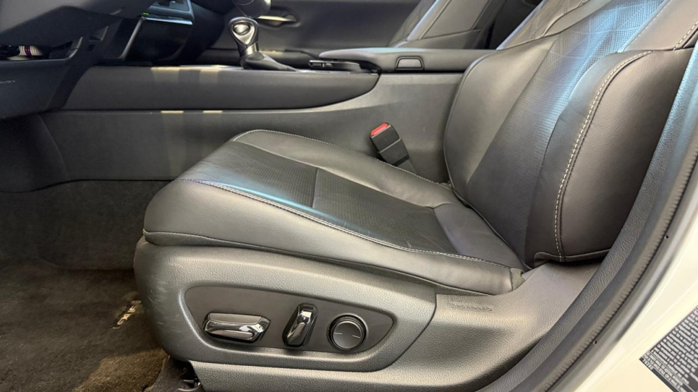 lexus ux 250h 2.0 vvt-i hybrid luxury cvt hibrido 4p automatico 2019