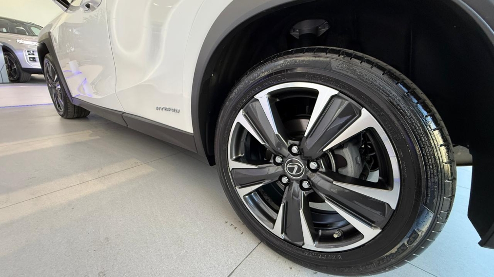 lexus ux 250h 2.0 vvt-i hybrid luxury cvt hibrido 4p automatico 2019