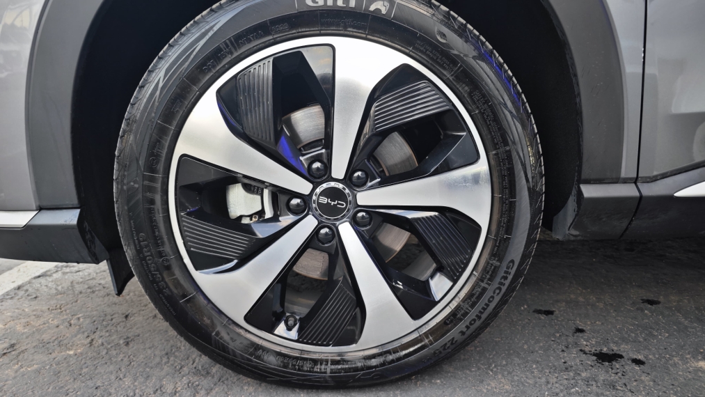 byd song plus 1.5 dm-i hibrido automatico 4p 2025