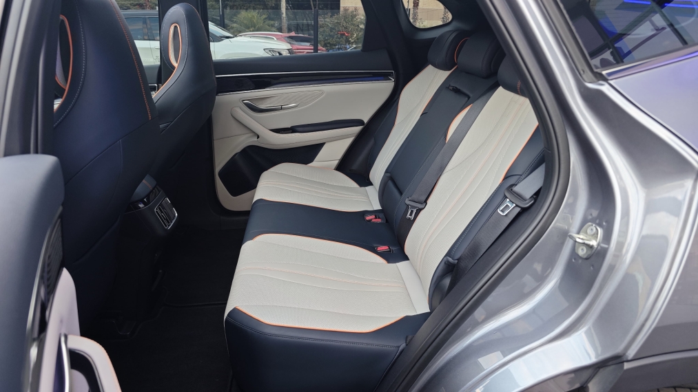 byd song plus 1.5 dm-i hibrido automatico 4p 2025