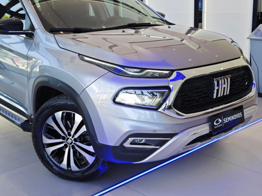 fiat toro 2.0 16v turbo diesel volcano 4wd at9 4p automatico 2024