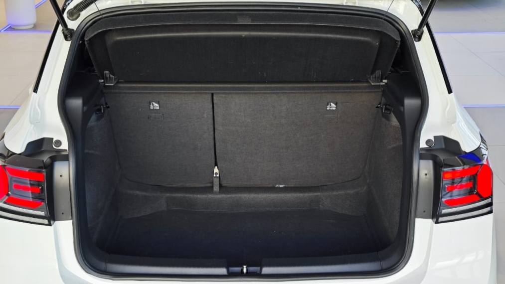 volkswagen t-cross 1.4 250 tsi total flex highline automatico 4p 2025