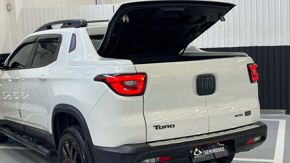 fiat toro 2.0 16v turbo diesel ultra 4wd at9 4p automatico 2022