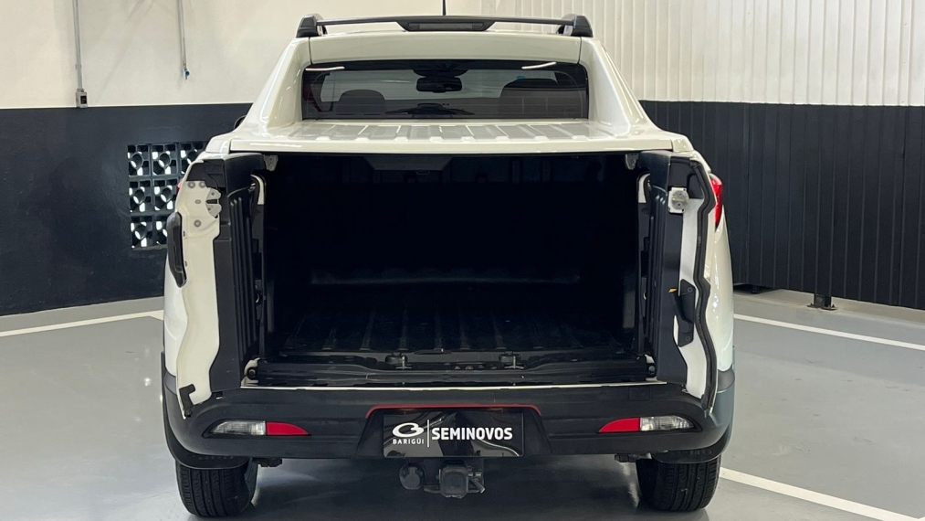 fiat toro 2.0 16v turbo diesel ultra 4wd at9 4p automatico 2022
