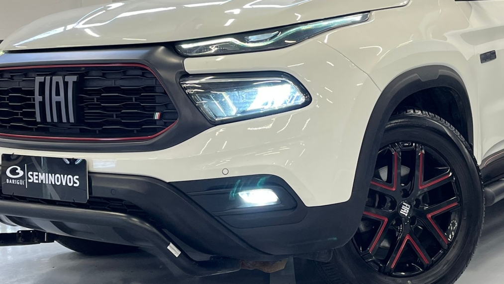 fiat toro 2.0 16v turbo diesel ultra 4wd at9 4p automatico 2022
