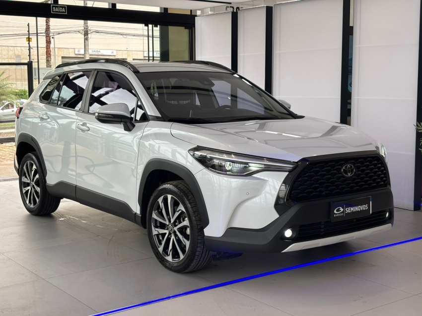 oportunidade unica na omoda barigui: seu toyota corolla cross xre 2023 seminovos te espera!
