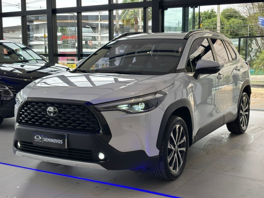 oportunidade unica na omoda barigui: seu toyota corolla cross xre 2023 seminovos te espera!