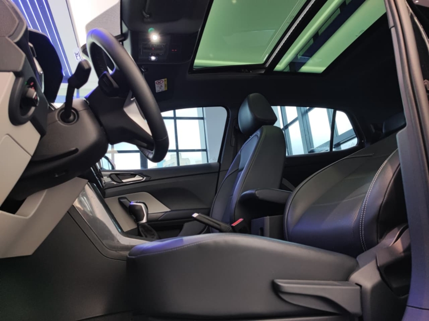 volkswagen t-cross 1.4 250 tsi total flex highline automatico 4p 202412