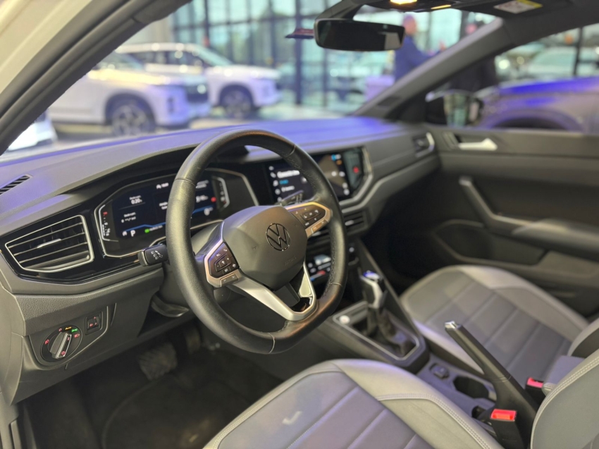 volkswagen nivus 1.0 200 tsi total flex highline automatico 4p 20248