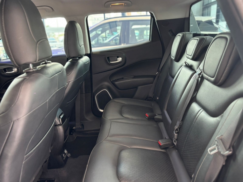 fiat toro 1.3 turbo 270 flex volcano at6 4p automatico 202313