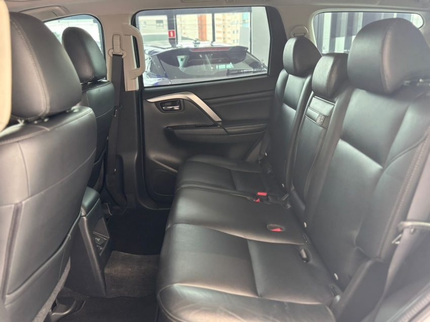 mitsubishi pajero sport 2.4 16v mivec turbo diesel hpe awd automatico 4p 202117