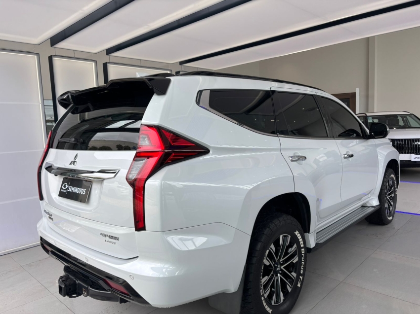 mitsubishi pajero sport 2.4 16v mivec turbo diesel hpe awd automatico 4p 20213