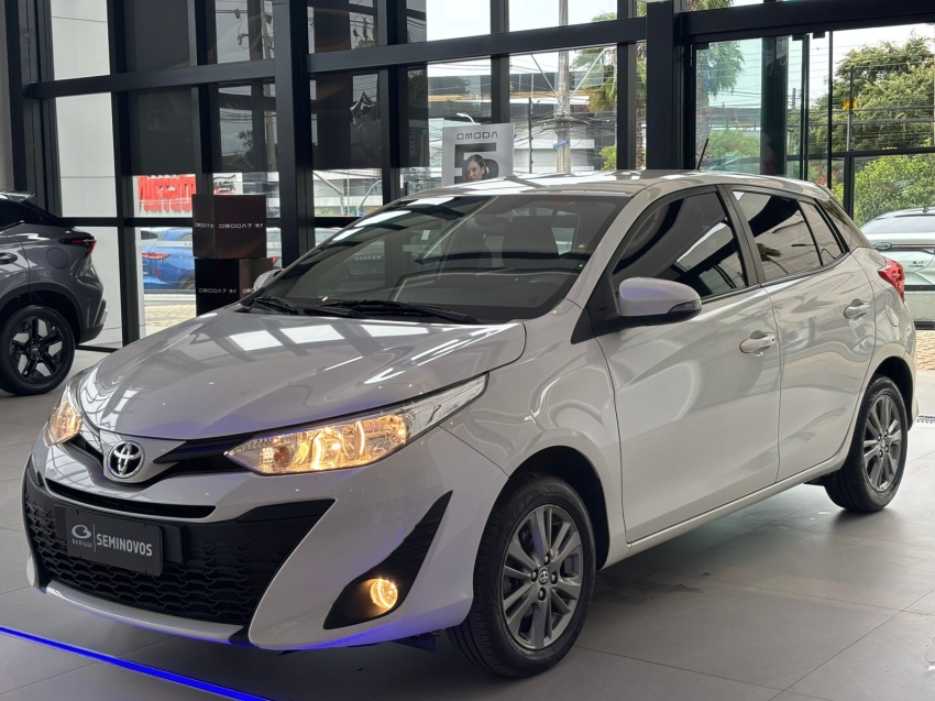 toyota yaris 1.3 16v flex xl plus tech multidrive 4p automatico 20202