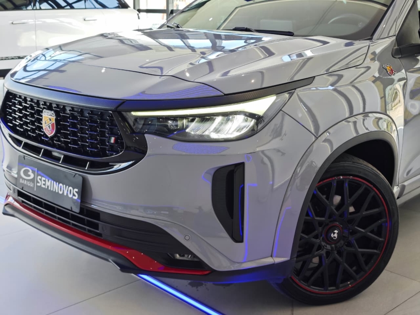 fiat fastback 1.3 turbo 270 flex abarth at6 4p automatico 202415