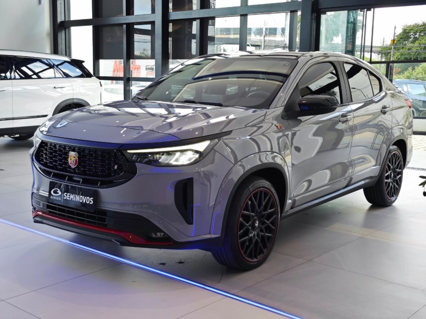 fiat fastback 1.3 turbo 270 flex abarth at6 4p automatico 20242