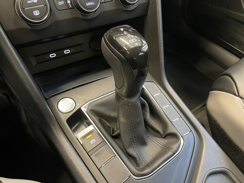 volkswagen taos 1.4 250 tsi total flex comfortline automatico 4p 20228