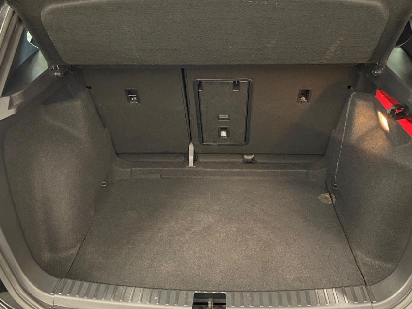 volkswagen taos 1.4 250 tsi total flex highline automatico 4p 202421