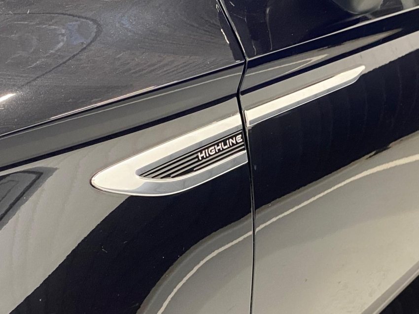 volkswagen taos 1.4 250 tsi total flex highline automatico 4p 202422