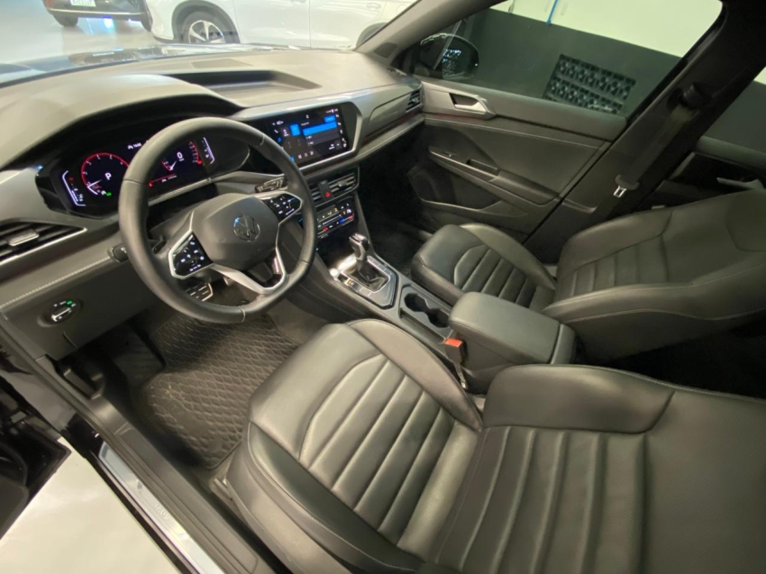 volkswagen taos 1.4 250 tsi total flex highline automatico 4p 20245