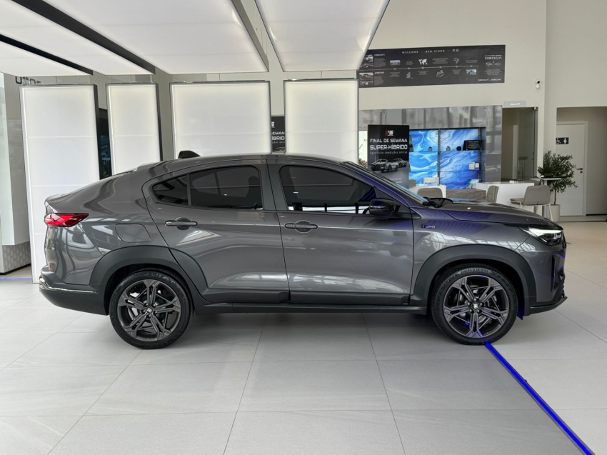 fiat fastback 1.3 turbo 270 flex limited edition at6 4p automatico 202315