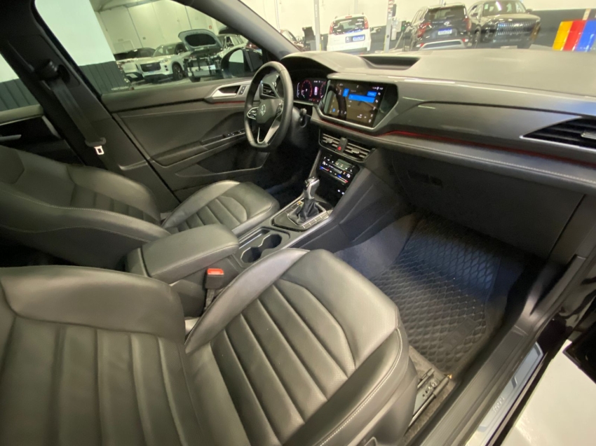 volkswagen taos 1.4 250 tsi total flex highline automatico 1.3 4p 202416