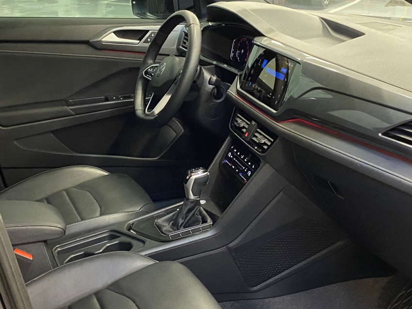 volkswagen taos 1.4 250 tsi total flex highline automatico 1.3 4p 202417