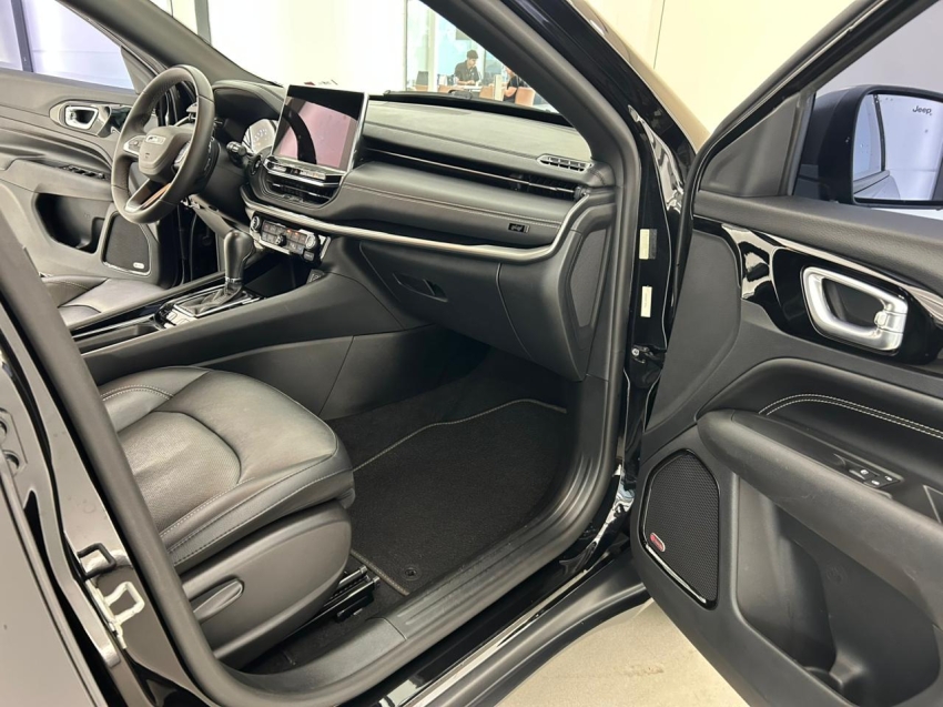 jeep compass 1.3 t270 turbo flex longitude at6 4p automatico 20229