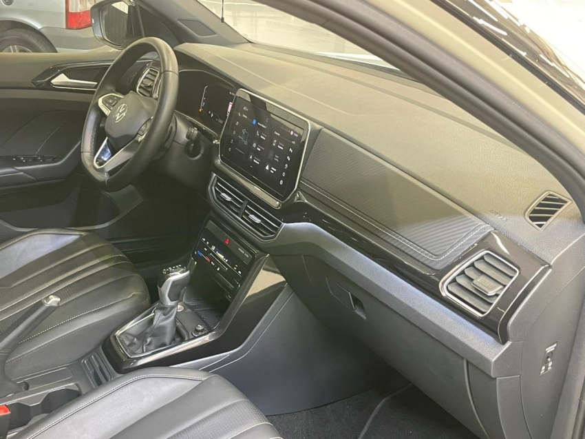 volkswagen t-cross 1.4 250 tsi total flex highline automatico 4p 202512