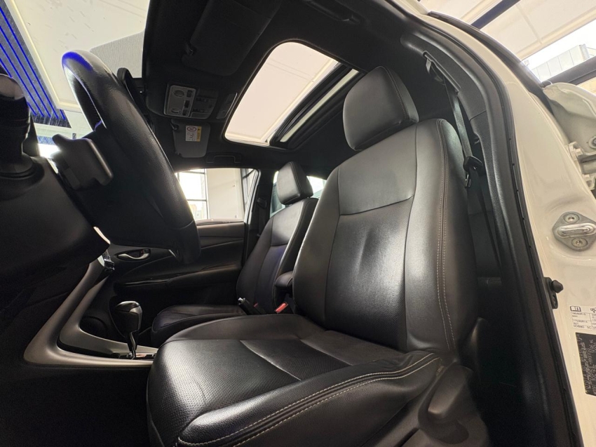 toyota yaris 1.5 16v flex sedan xls connect multidrive 5p automatico 202011