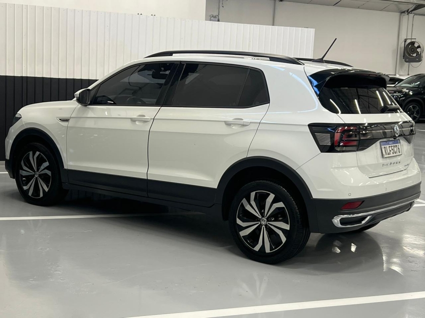 volkswagen t-cross 1.0 200 tsi total flex comfortline automatico 4p 20213