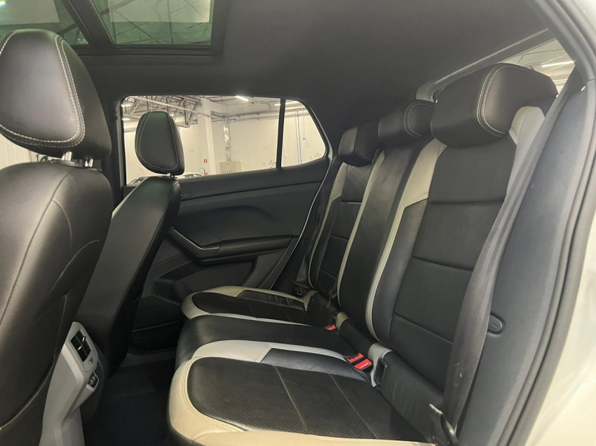 volkswagen t-cross 1.0 200 tsi total flex comfortline automatico 4p 202117