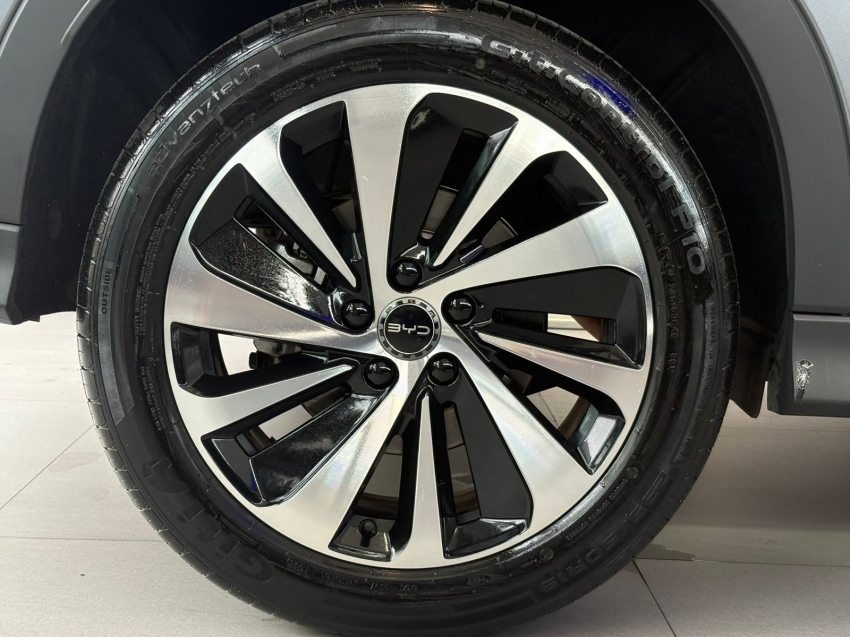 byd song plus 1.5 dm-i hibrido automatico 5p 202613