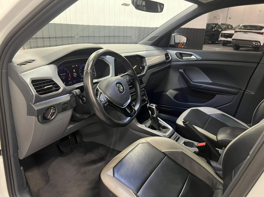 volkswagen t-cross 1.0 200 tsi total flex comfortline automatico 4p 20217