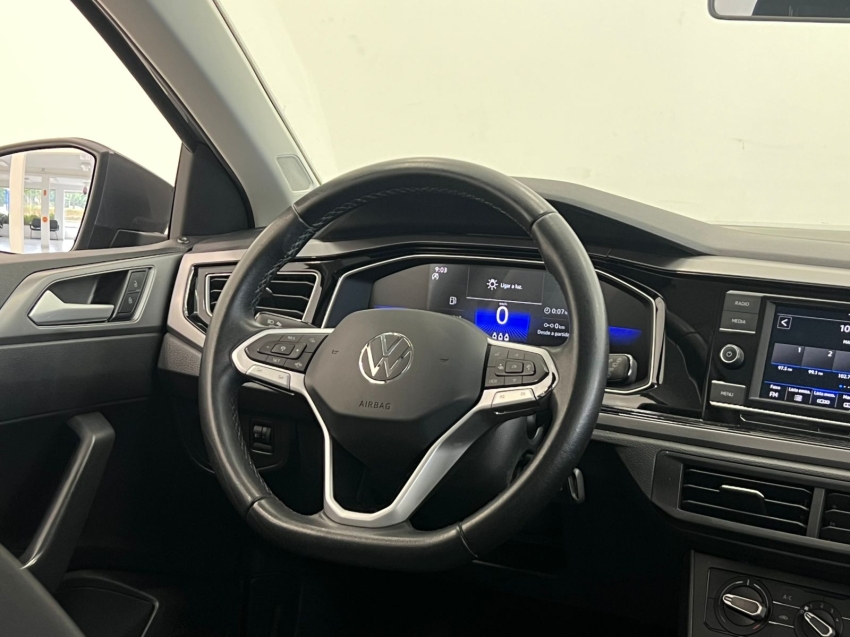 volkswagen nivus 1.0 200 tsi total flex highline automatico 4p 202310