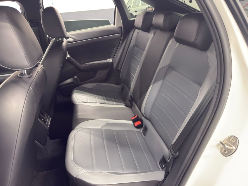 volkswagen nivus 1.0 200 tsi total flex highline automatico 9.9 4p 202218