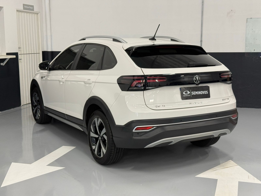 volkswagen nivus 1.0 200 tsi total flex highline automatico 9.9 4p 20225