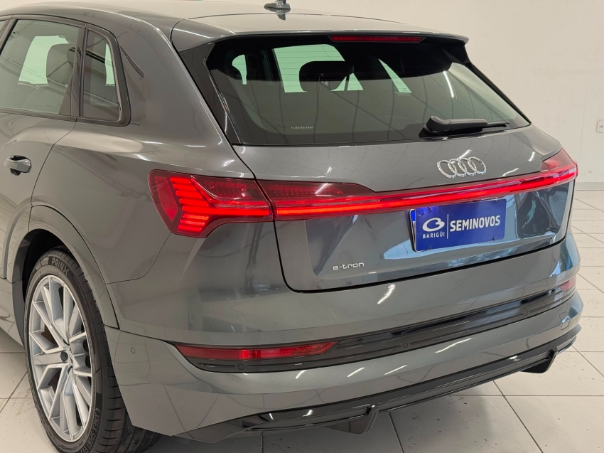 audi e-tron eletrico automatico 202011