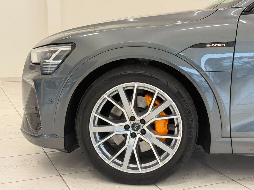 audi e-tron eletrico automatico 20209