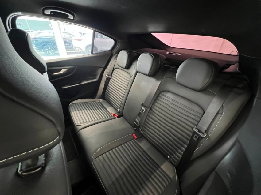 fiat fastback 1.0 flex automatico 20237