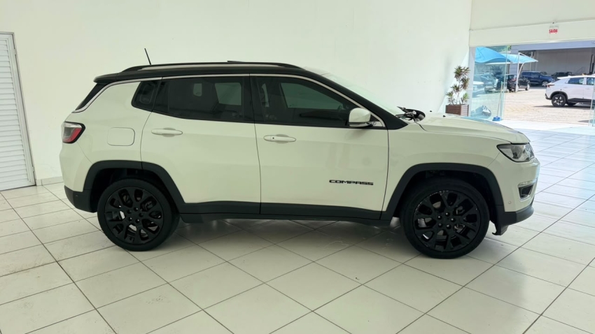 jeep compass 2.0 flex automatico 20213
