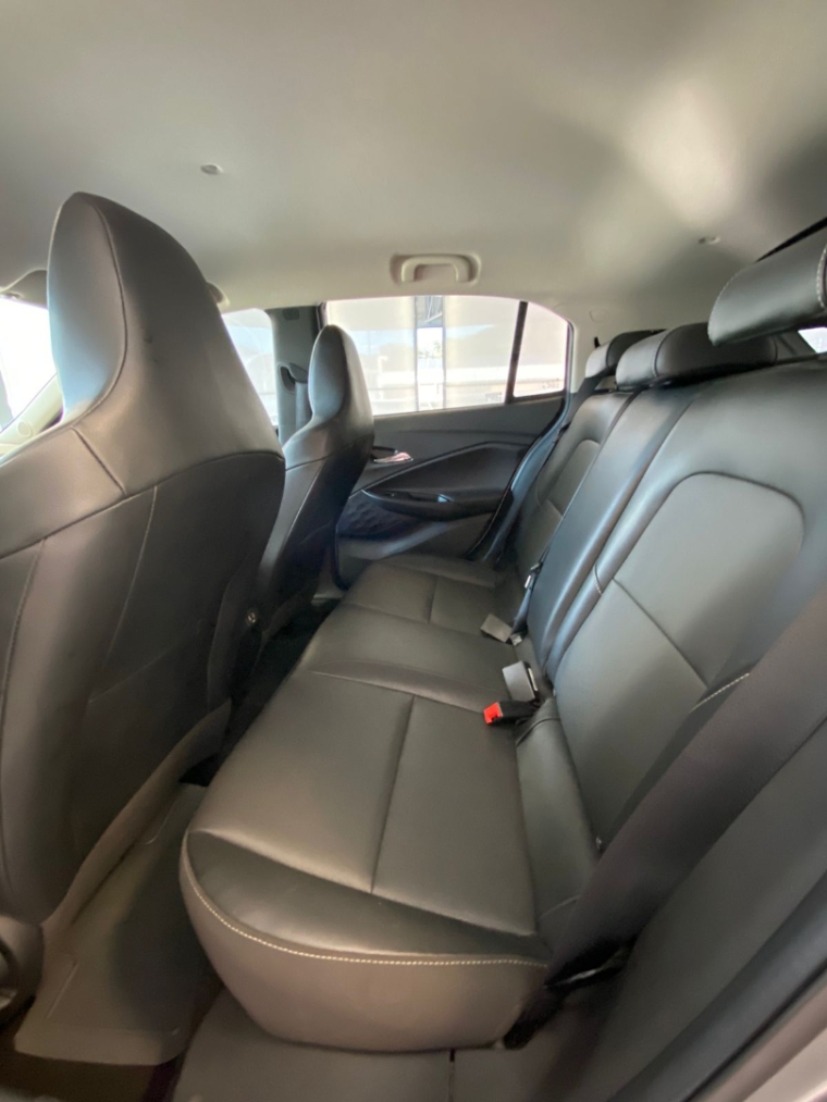 chevrolet onix 1.0 turbo flex premier automatico 4p 2025